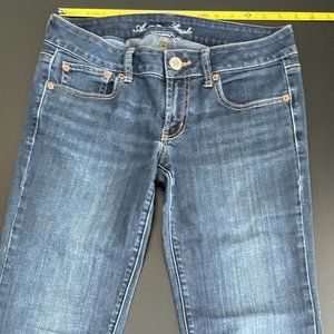 Womens American Eagle Jeans, Size 6